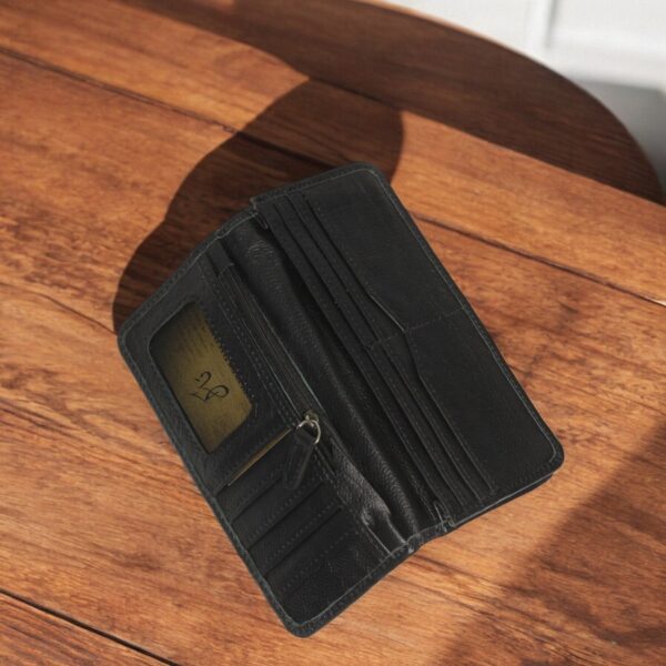 Clutch | Sleek & Sophisticated | Expertly Crafted Leather - Image 8